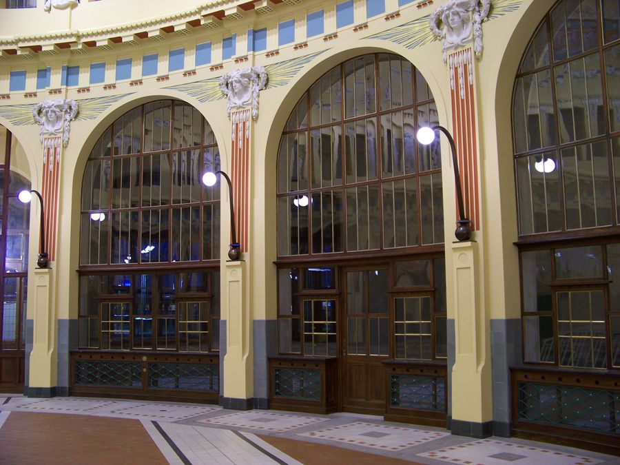 Kupole staré haly Hlavního nádraží (foto: ŠJů, Wikimedia Commons, CC BY-SA 3.0)